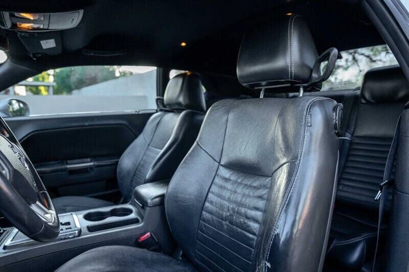 2013 Dodge Challenger 3rd Gen - Image 10 of 17