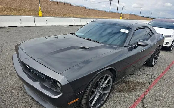 2013 Dodge Challenger SXT