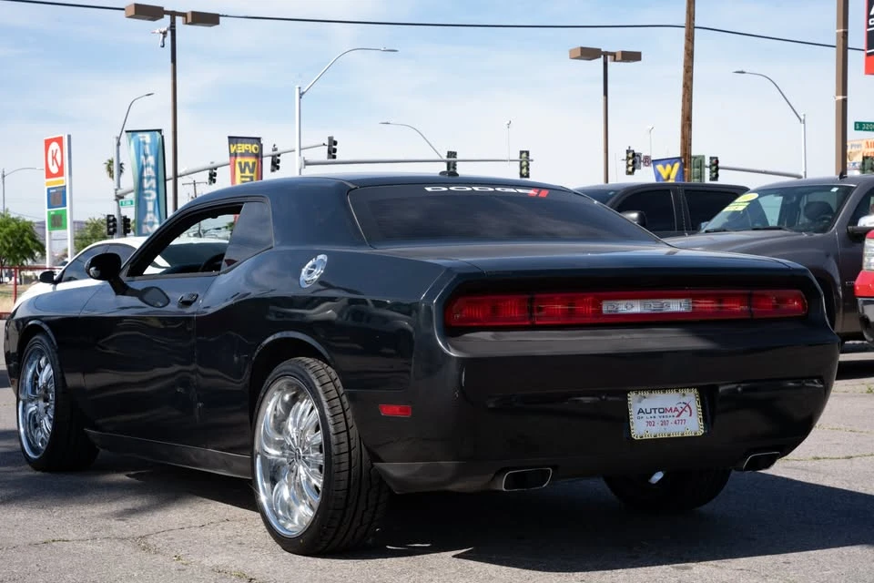 2013 Dodge Challenger 3rd Gen - Image 15 of 20