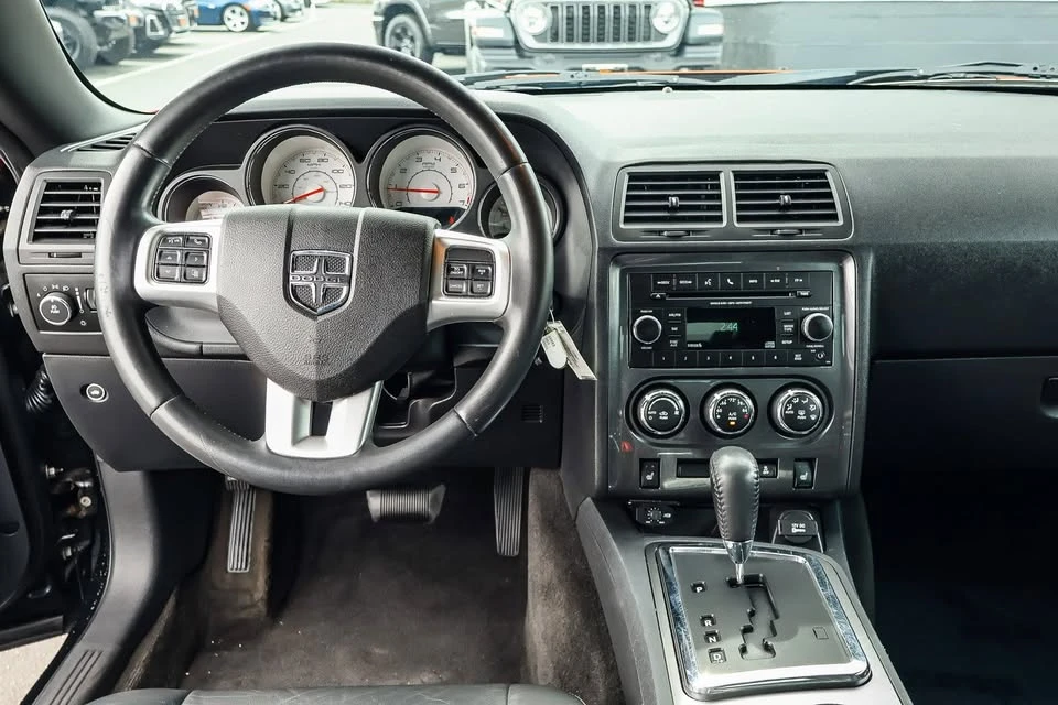 2013 Dodge Challenger 3rd Gen - Image 3 of 10