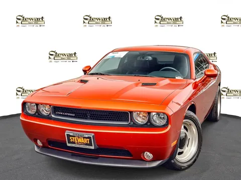 2013 Dodge Challenger SXT Plus