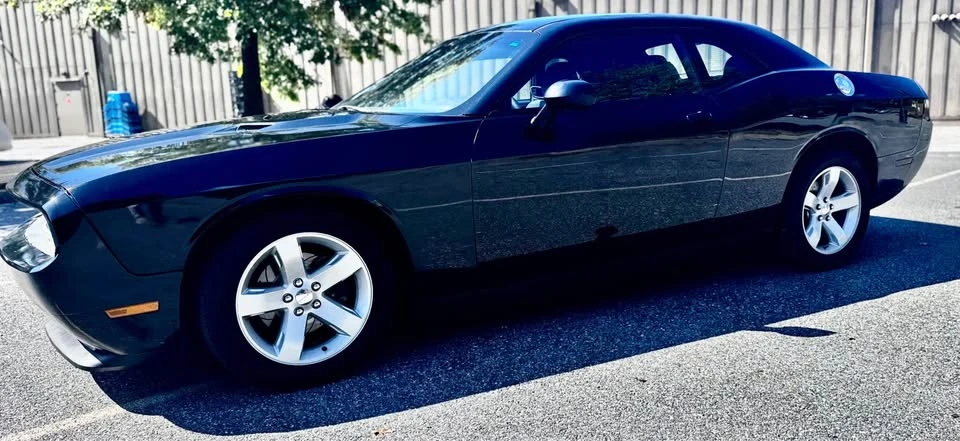 2013 Dodge Challenger 3rd Gen - Image 7 of 18