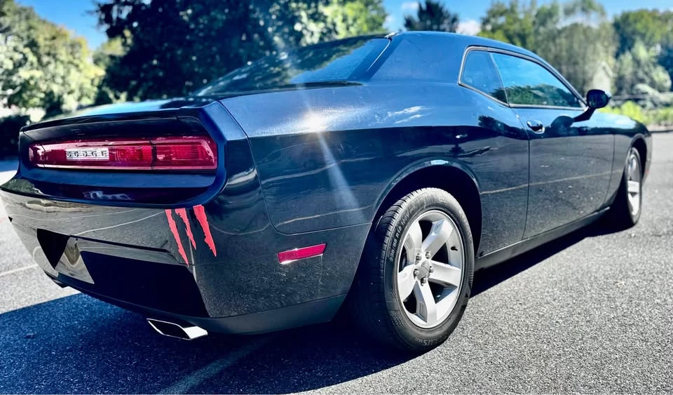 2013 Dodge Challenger 3rd Gen - Image 3 of 18