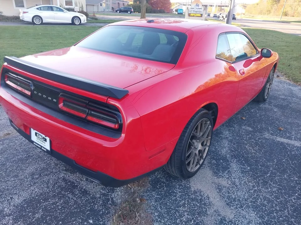 2013 Dodge Challenger 3rd Gen - Image 3 of 8