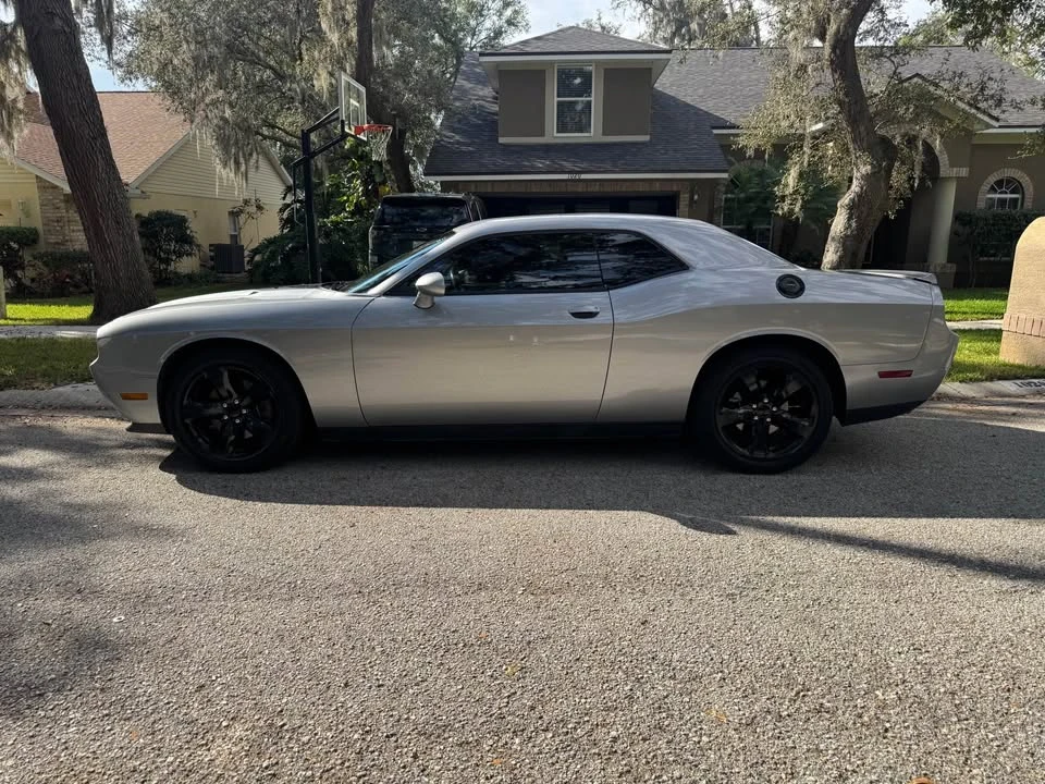2013 Dodge Challenger 3rd Gen - Image 4 of 12