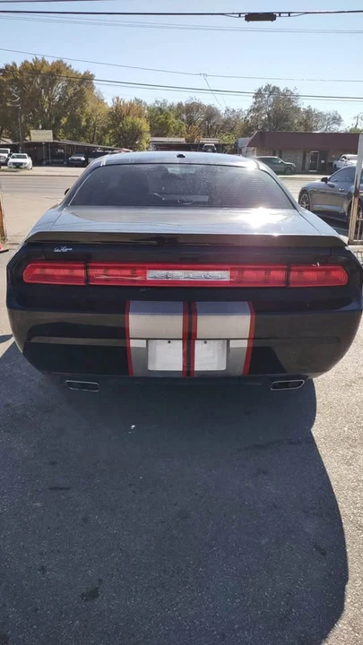 2013 Dodge Challenger 3rd Gen - Image 6 of 9