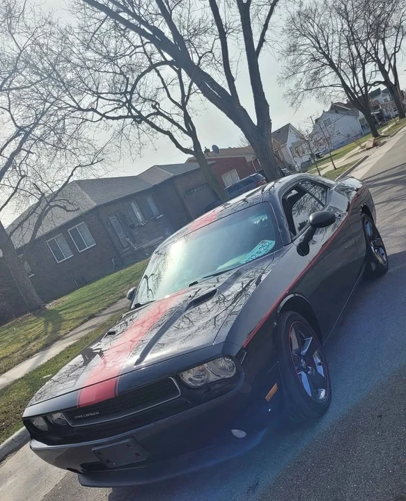 2013 Dodge Challenger - Image 5 of 19