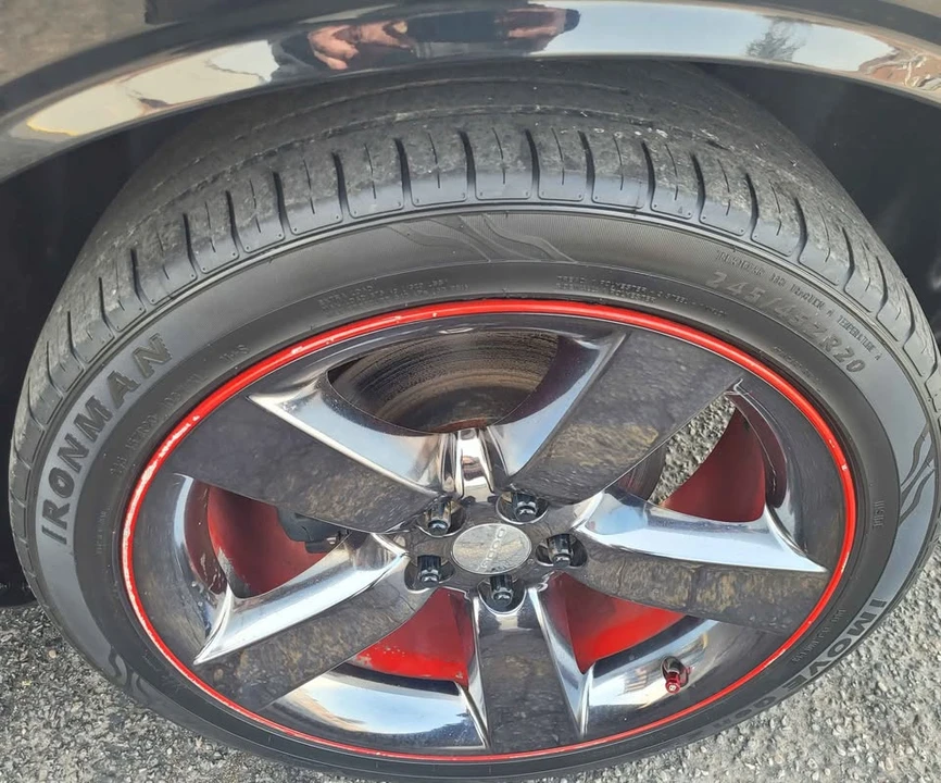 2013 Dodge Challenger - Image 18 of 19