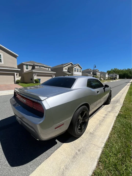 2013 Dodge Challenger 3rd Gen - Image 9 of 12