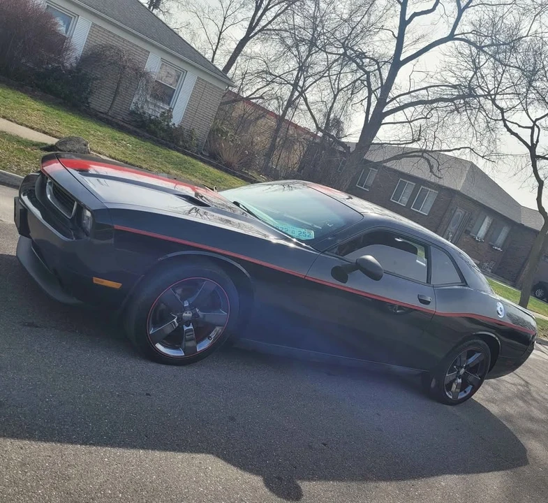2013 Dodge Challenger - Image 12 of 19