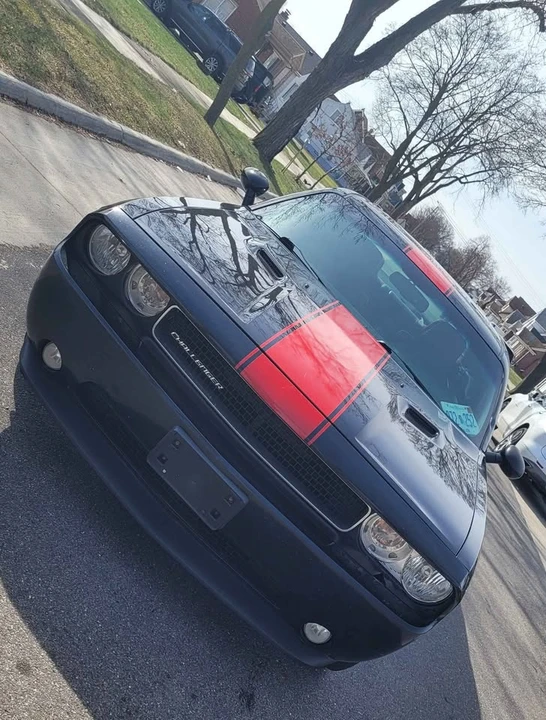 2013 Dodge Challenger - Image 11 of 19