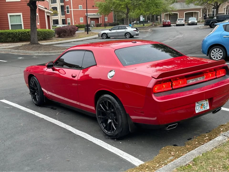 2013 Dodge Challenger - Image 5 of 12