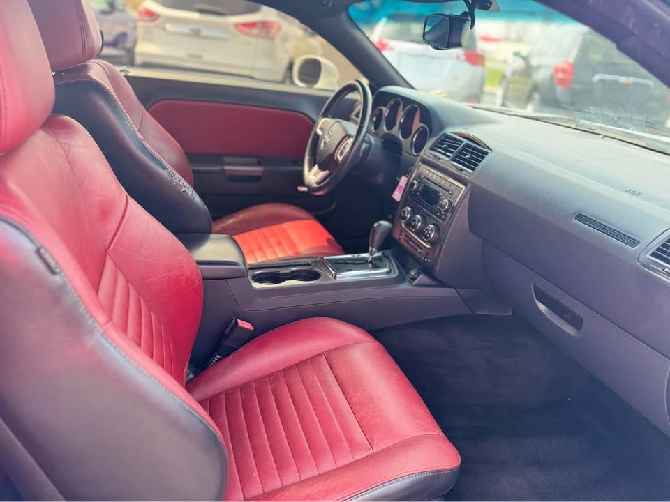2013 Dodge Challenger 3rd Gen - Image 16 of 18
