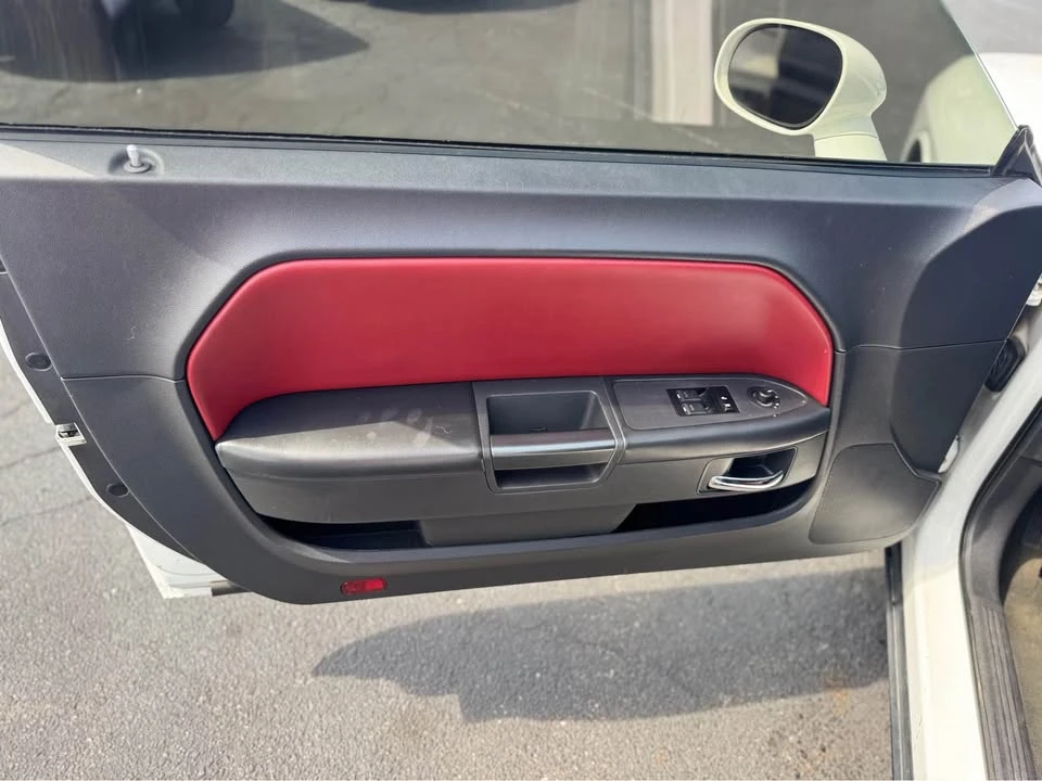2013 Dodge Challenger 3rd Gen - Image 13 of 18