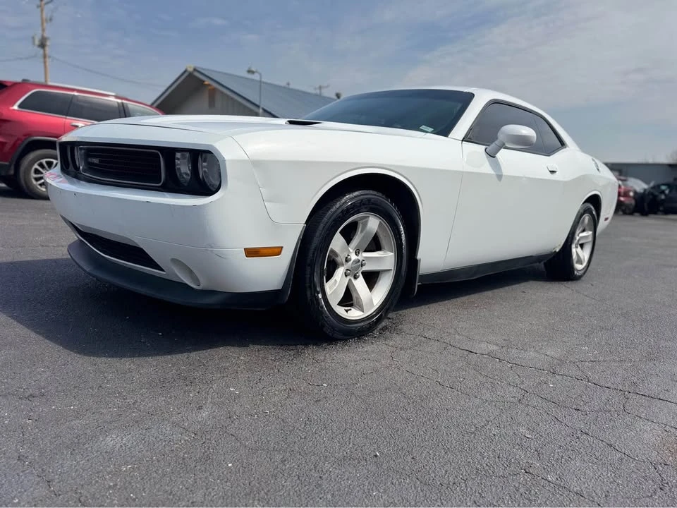 2013 Dodge Challenger 3rd Gen - Image 2 of 18