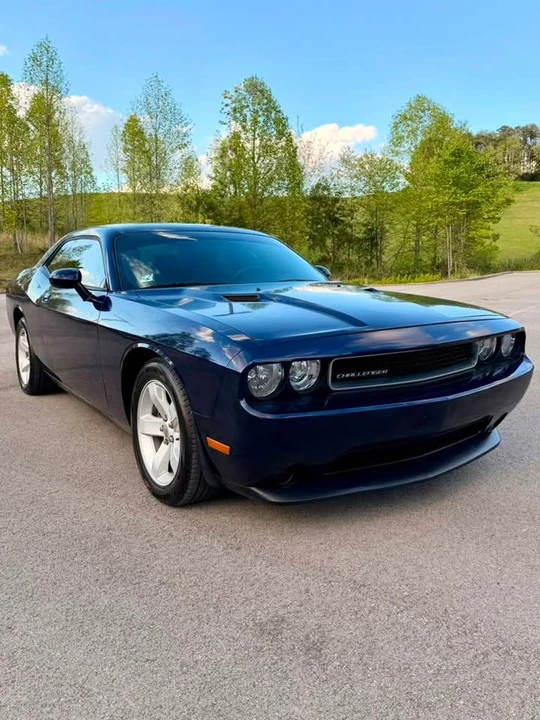 2013 Dodge Challenger 3rd Gen - Image 14 of 18