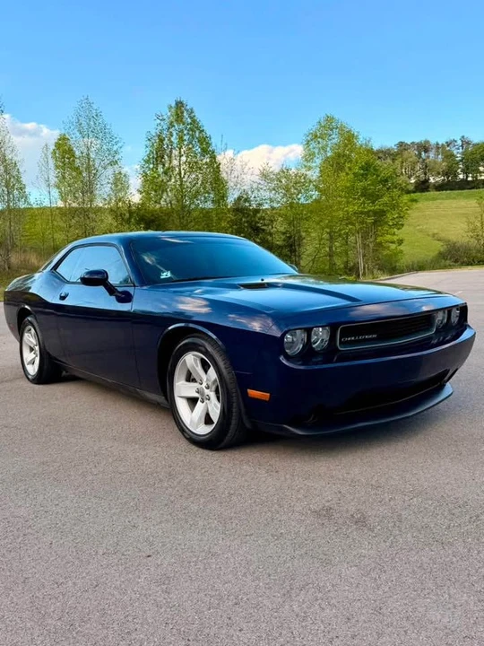 2013 Dodge Challenger 3rd Gen - Image 11 of 18