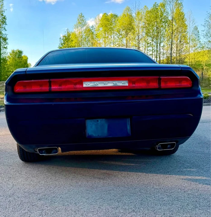 2013 Dodge Challenger 3rd Gen - Image 17 of 18