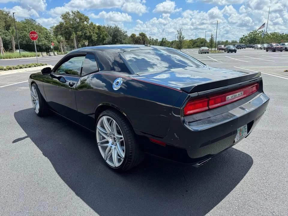 2013 Dodge Challenger 3rd Gen - Image 3 of 11