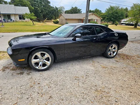 2013 Dodge Challenger SXT Plus Coupe 2D