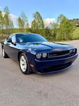 2013 Dodge Challenger SXT Plus