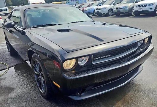 2013 Dodge Challenger SXT Plus Coupe 2D
