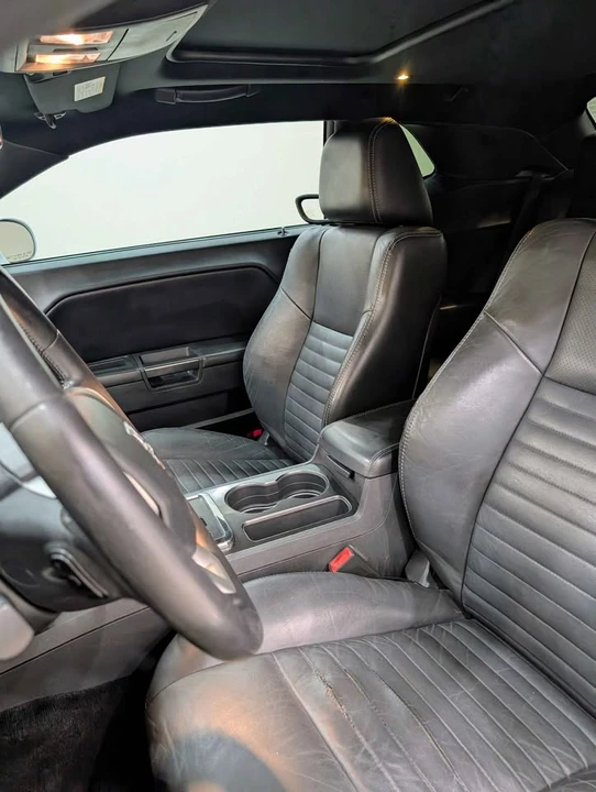 2013 Dodge Challenger 3rd Gen - Image 8 of 10
