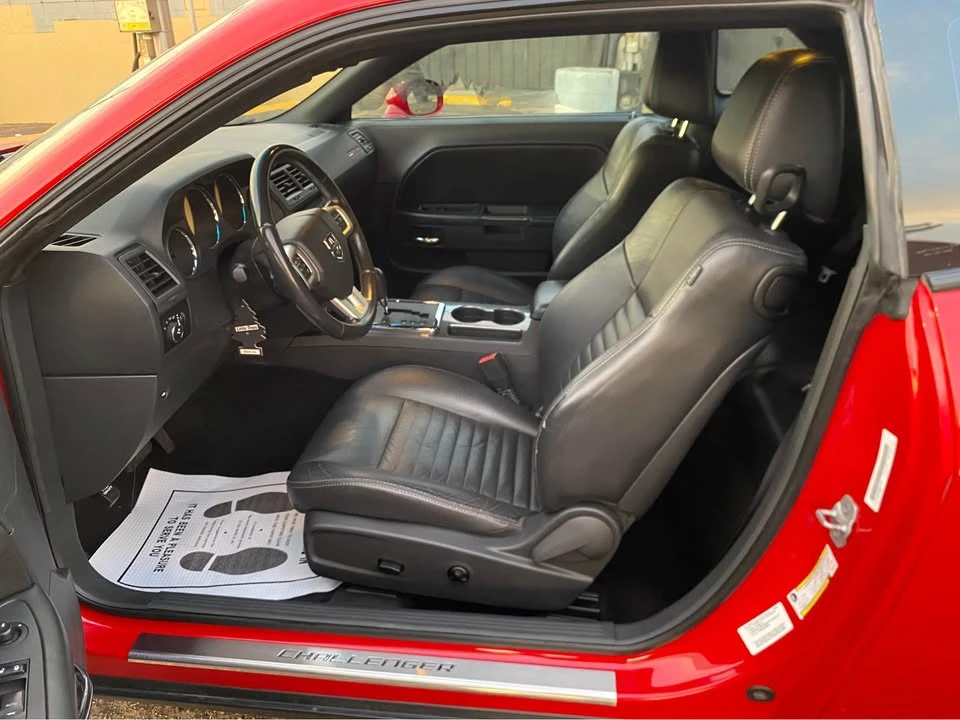 2013 Dodge Challenger 3rd Gen - Image 8 of 12