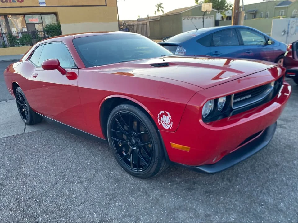 2013 Dodge Challenger 3rd Gen - Image 2 of 12