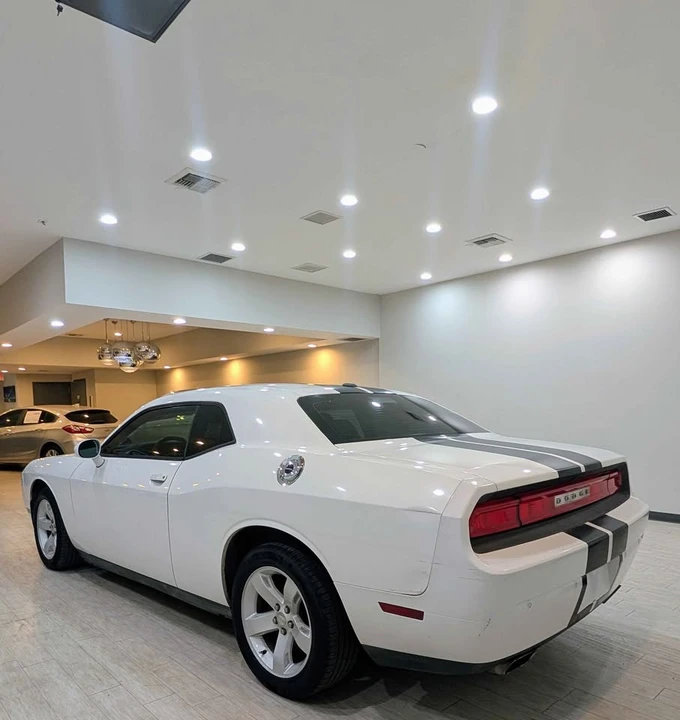2013 Dodge Challenger 3rd Gen - Image 3 of 10