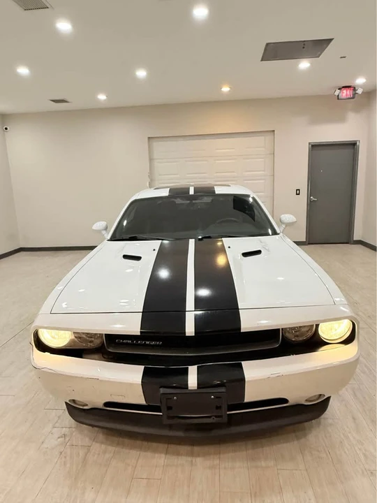 2013 Dodge Challenger 3rd Gen - Image 2 of 17