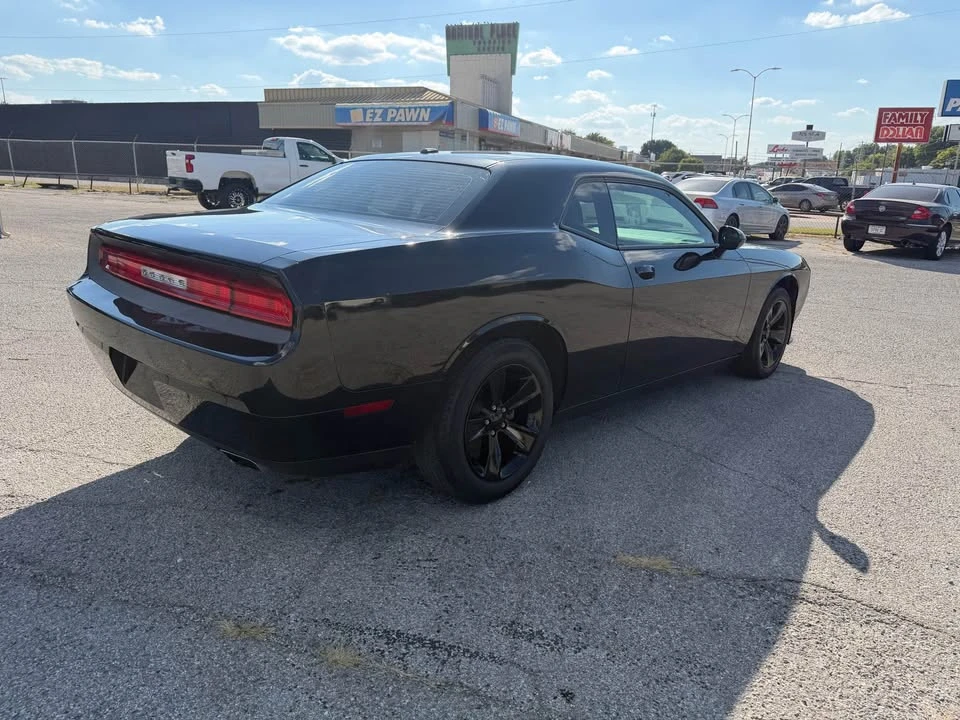 2013 Dodge Challenger 3rd Gen - Image 3 of 7