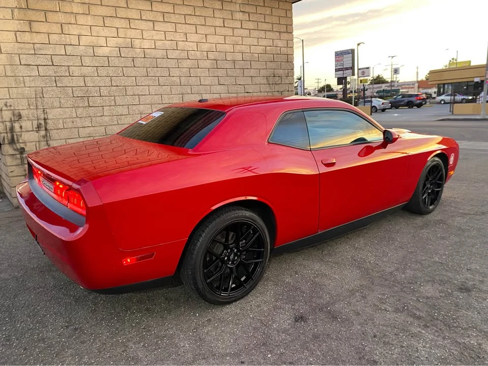 2013 Dodge Challenger 3rd Gen - Image 4 of 12