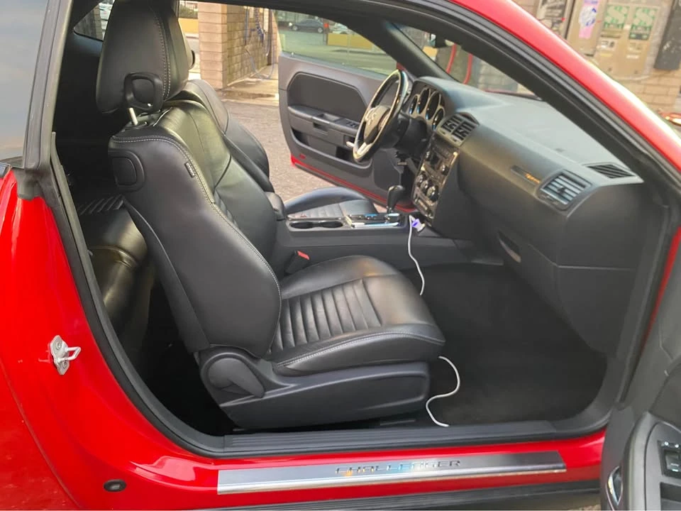 2013 Dodge Challenger 3rd Gen - Image 7 of 12