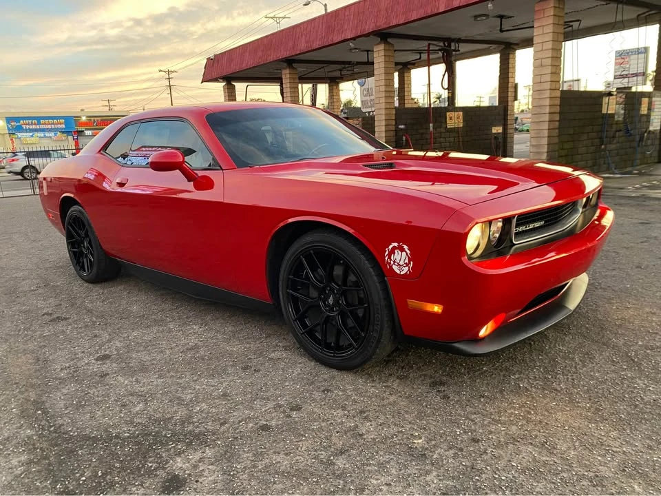 2013 Dodge Challenger 3rd Gen - Image 3 of 12