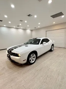 2013 Dodge Challenger SXT Plus