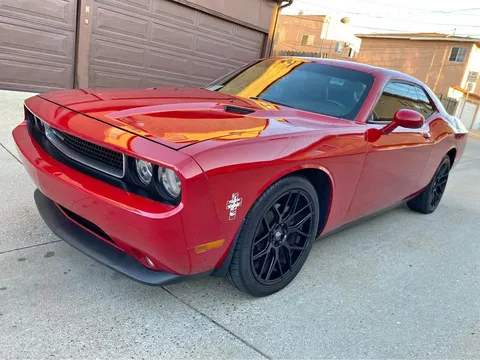 2013 Dodge Challenger SXT Plus Coupe 2D