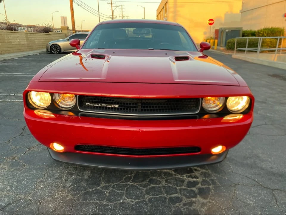 2013 Dodge Challenger 3rd Gen - Image 3 of 12