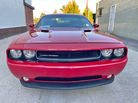 2013 Dodge Challenger SXT Plus Coupe 2D