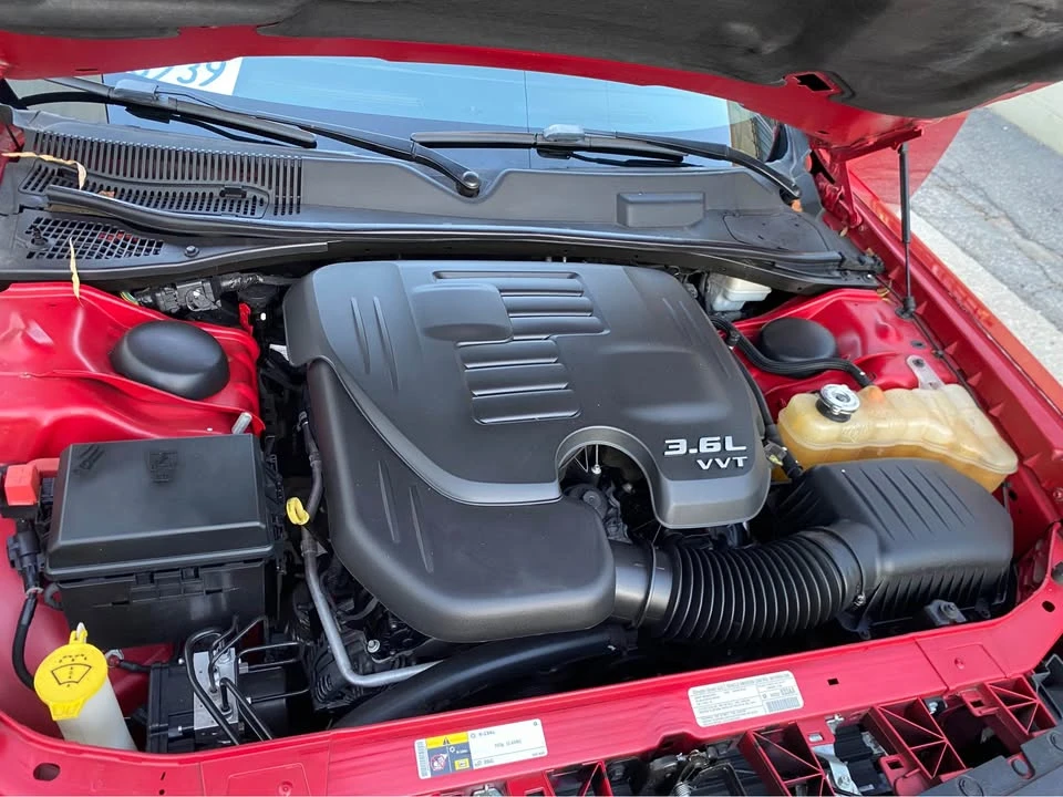 2013 Dodge Challenger 3rd Gen - Image 10 of 14