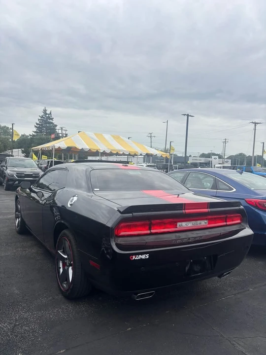 2013 Dodge Challenger 3rd Gen - Image 2 of 7