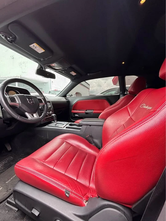 2013 Dodge Challenger 3rd Gen - Image 3 of 9