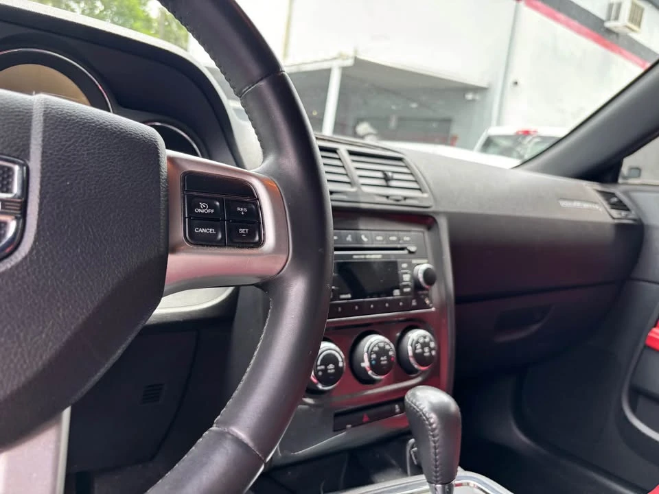 2013 Dodge Challenger 3rd Gen - Image 7 of 9