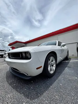 2013 Dodge Challenger SXT Plus