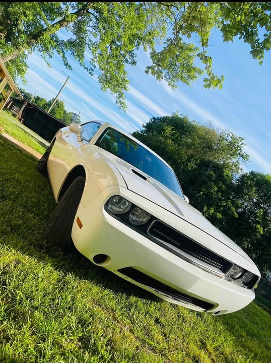 2013 Dodge Challenger 3rd Gen - Image 3 of 4