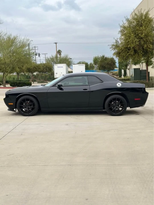 2013 Dodge Challenger 3rd Gen - Image 4 of 11