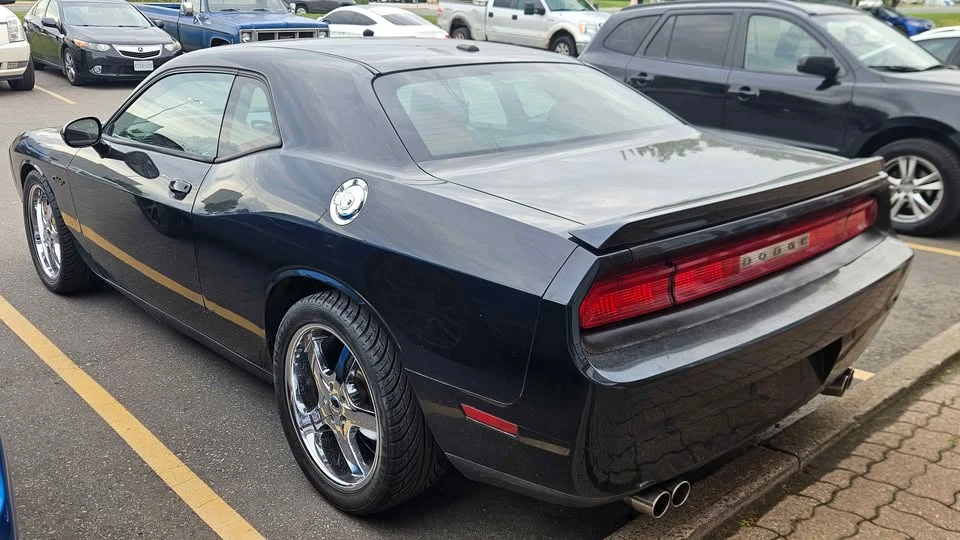 2013 Dodge Challenger 3rd Gen - Image 5 of 10