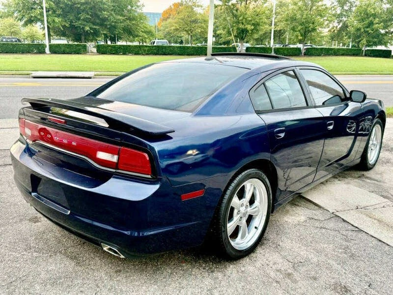 2013 Dodge Charger 7th Gen - Image 6 of 20