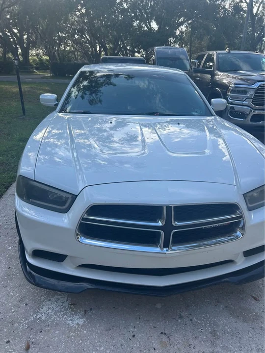 2013 Dodge Charger 7th Gen - Image 2 of 10