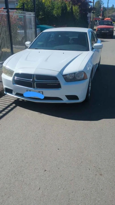 2013 Dodge Charger 7th Gen - Image 4 of 4